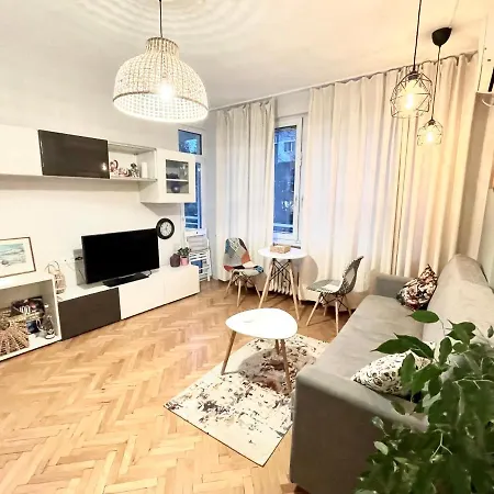 Dreamy Near To The Center Sófia